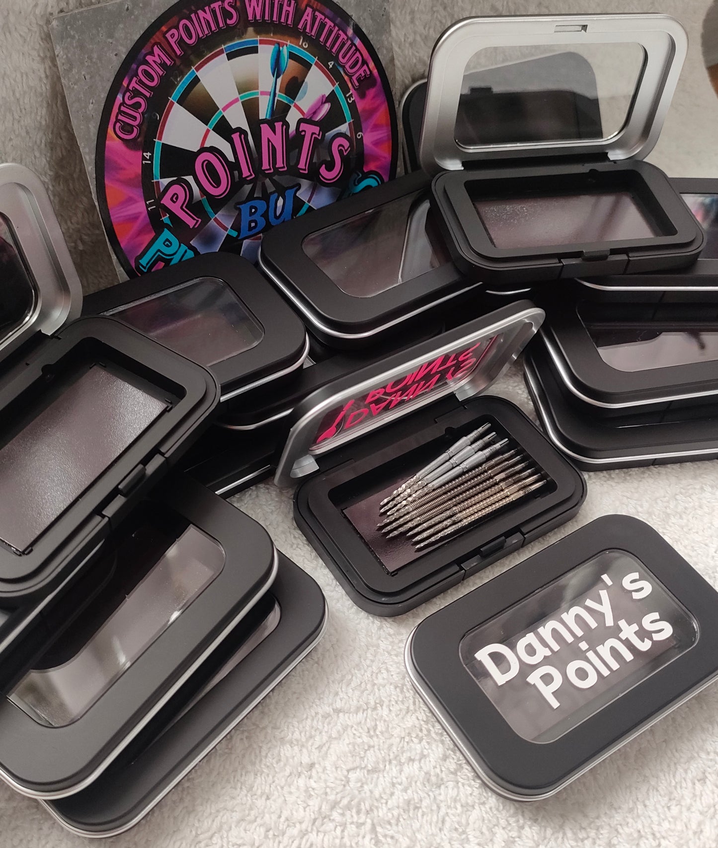 Mini magnetic dart point case